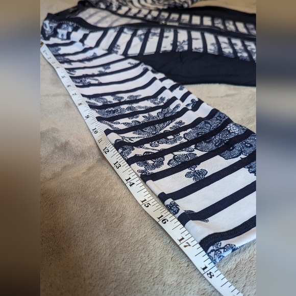 Vex navy/white striped zip-up cardigan XXL - Picture 8 of 9